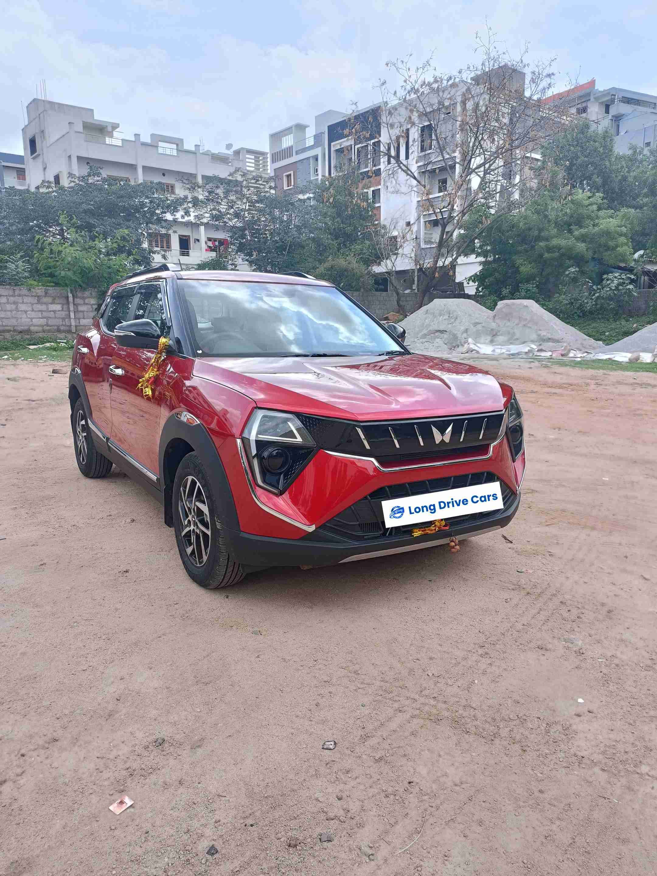 cars for rent mahindra xuv 300 sunroof